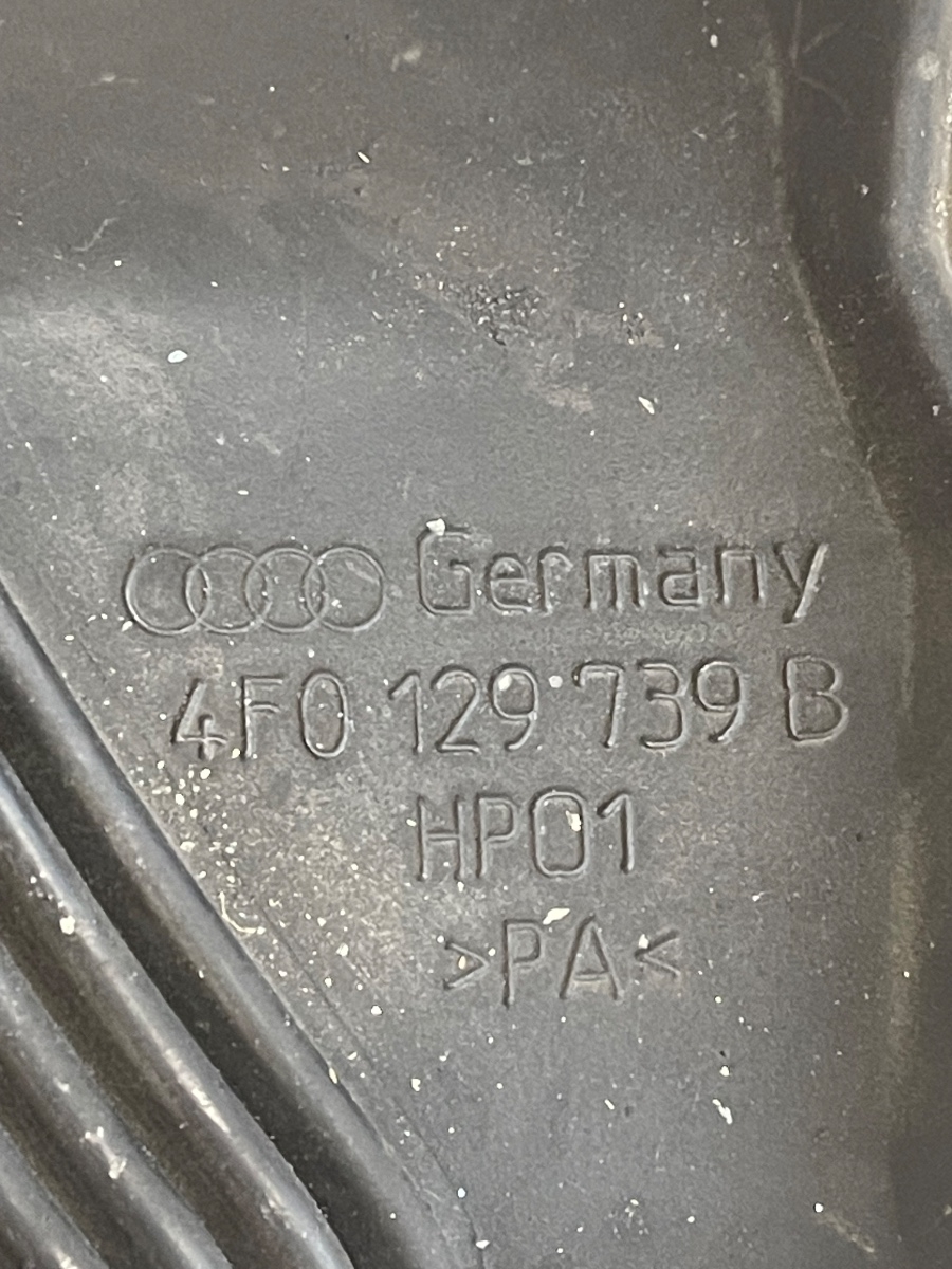 Tubulatura admisie aer AUDI A6/S6 III Saloon 4F2, C6 2004 - 2011 3.0TDI 4F0129739B – foto 2
