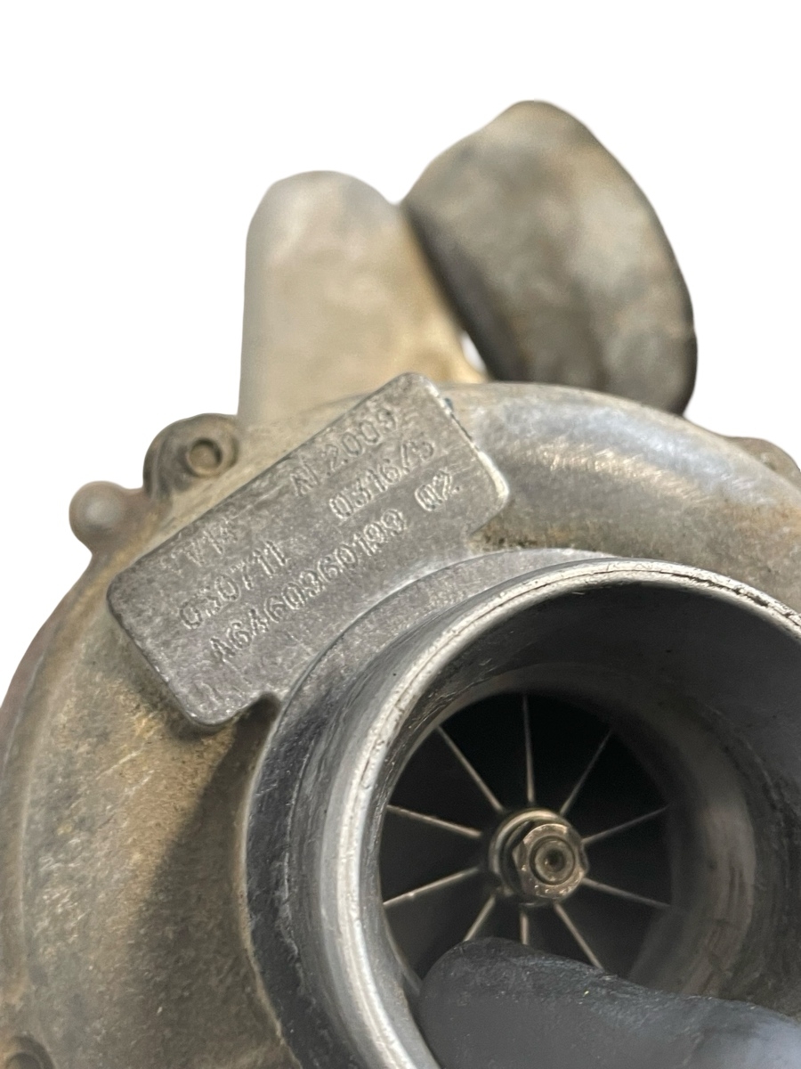 Turbina MERCEDES-BENZ VITO Bus W639 2003 -> 2.2 111 CDI OM 646.982 A6460960199 – foto 2