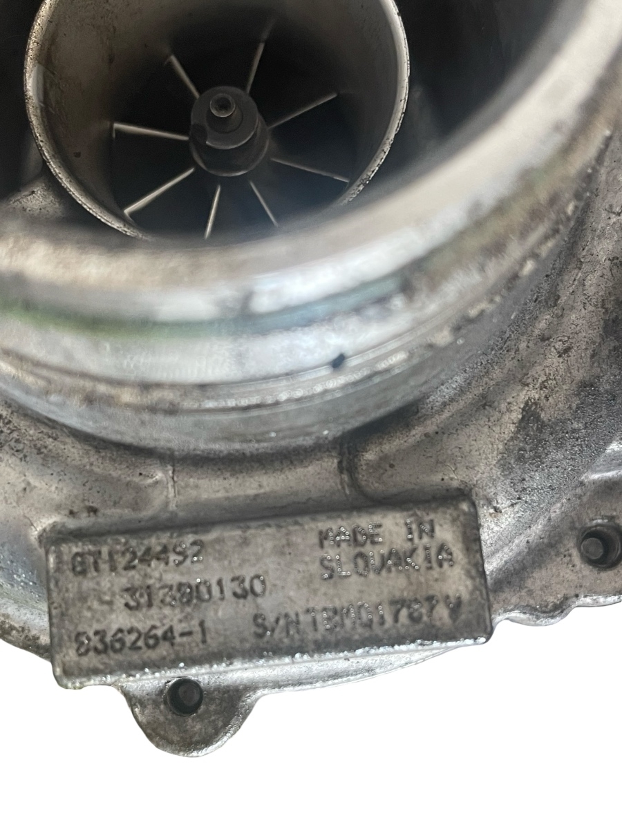 Turbina VOLVO V40 Hatchback 525, 526 2012 - > 2.0 D2 D 4204 T8 836264-1 – foto 3
