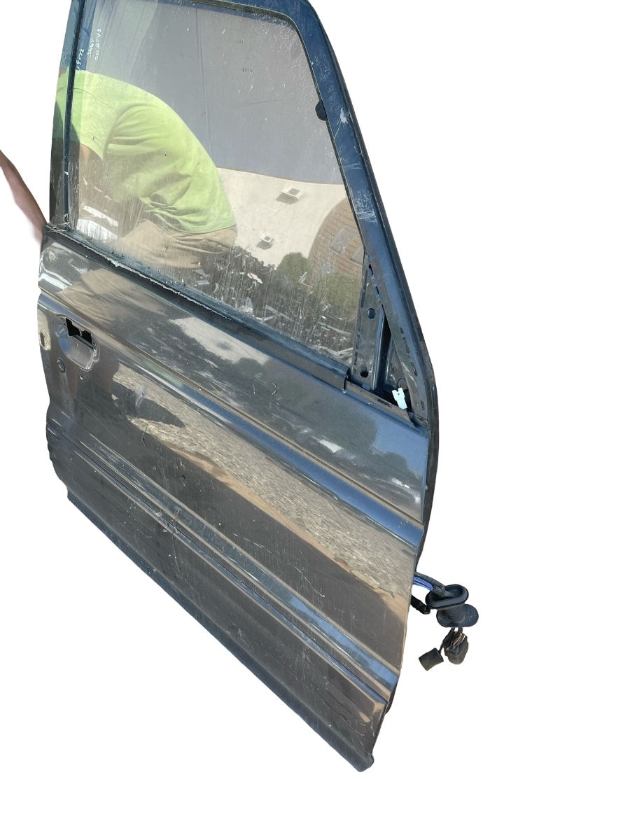 Usa Portiera dreapta fata MITSUBISHI PAJERO II V3_W, V2_W, V4_W 1990 - 2001 – foto 3