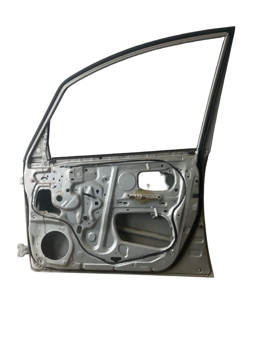 Usa Portiera dreapta fata TOYOTA COROLLA Verso _E12_ 2001 - 2004 – foto 3