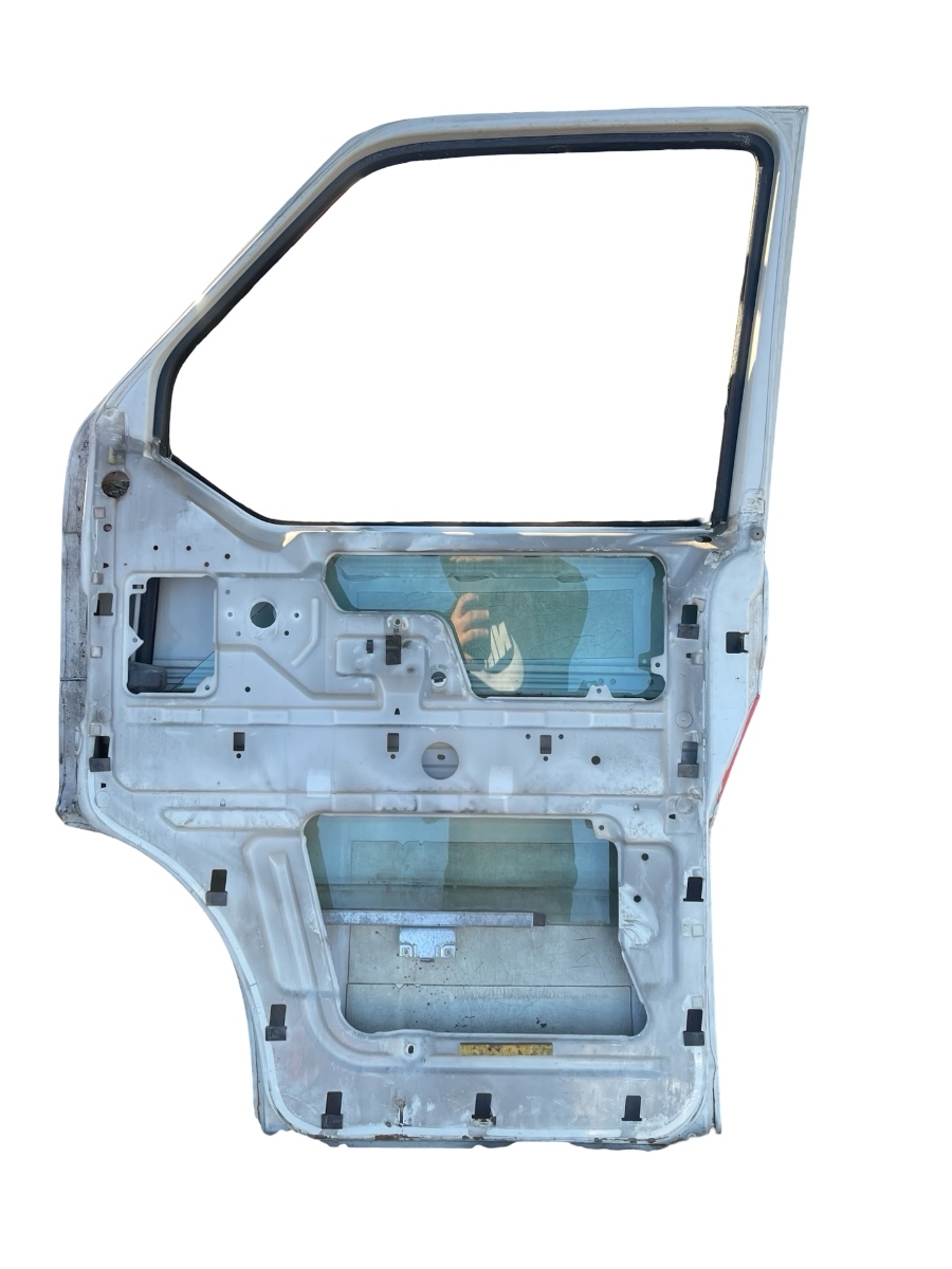 Usa Portiera dreapta fata VOLKSWAGEN TRANSPORTER IV Box 70XA 1990 - 2003 – foto 2