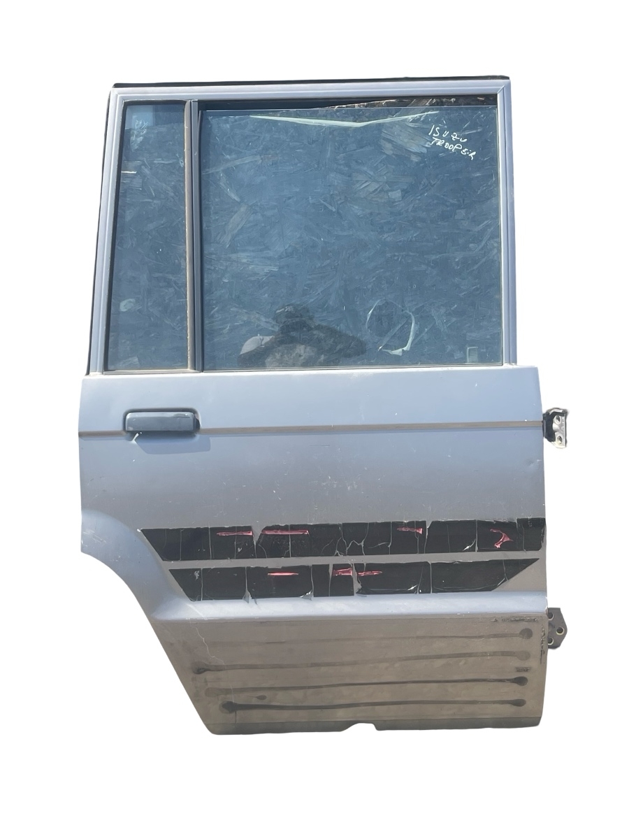 Usa  Portiera dreapta spate ISUZU TROOPER I UBS 1983 - 1991 – foto 2
