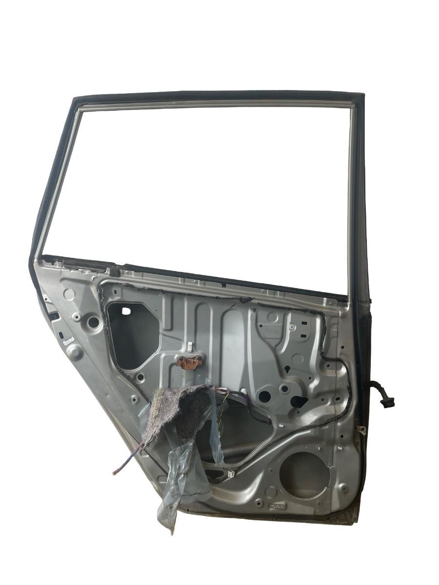 Usa Portiera stanga spate TOYOTA COROLLA Verso _E12_ 2001 - 2004 – foto 4