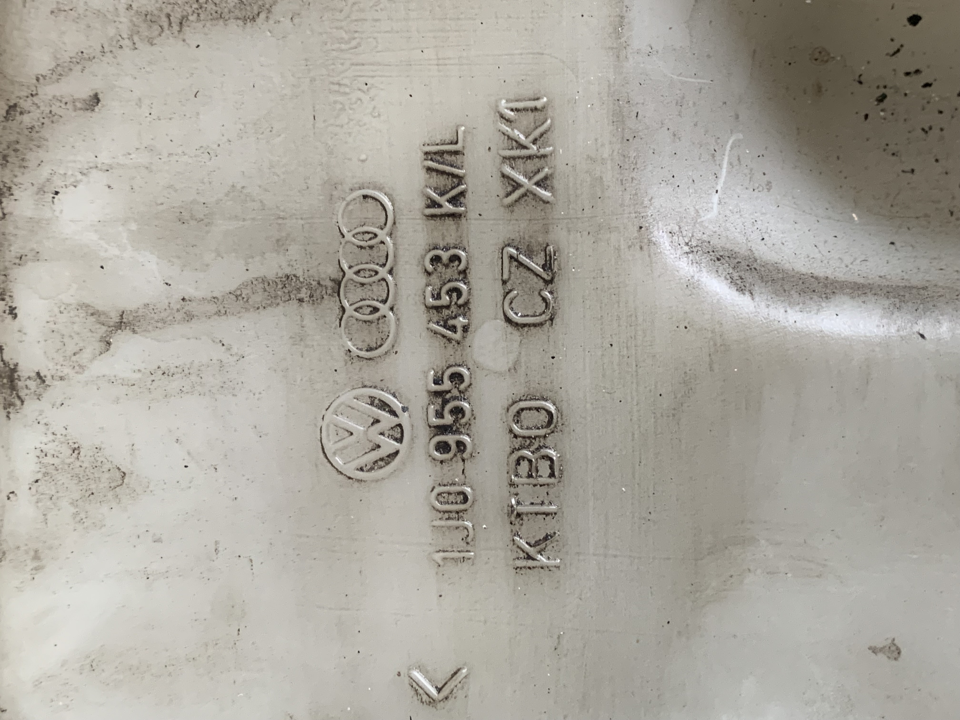 Vas Lichid Parbriz Volkswagen Golf 4 Hatchback 1.9 TDI ATD, AXR 1997–2006 - cod: 1J0955453K – foto 3