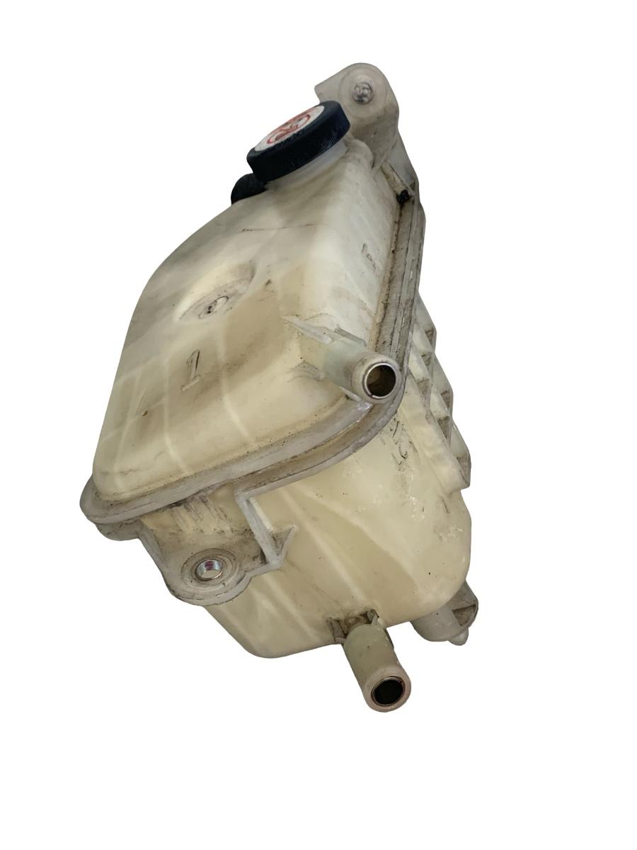 Vas rezervor de expansiune lichid de racire TOYOTA AURIS ZWE18_, NZE18_, ZRE18_ 2012 -> 1.8 Hybrid 2ZR-FXE 16480-0D030 – foto 2