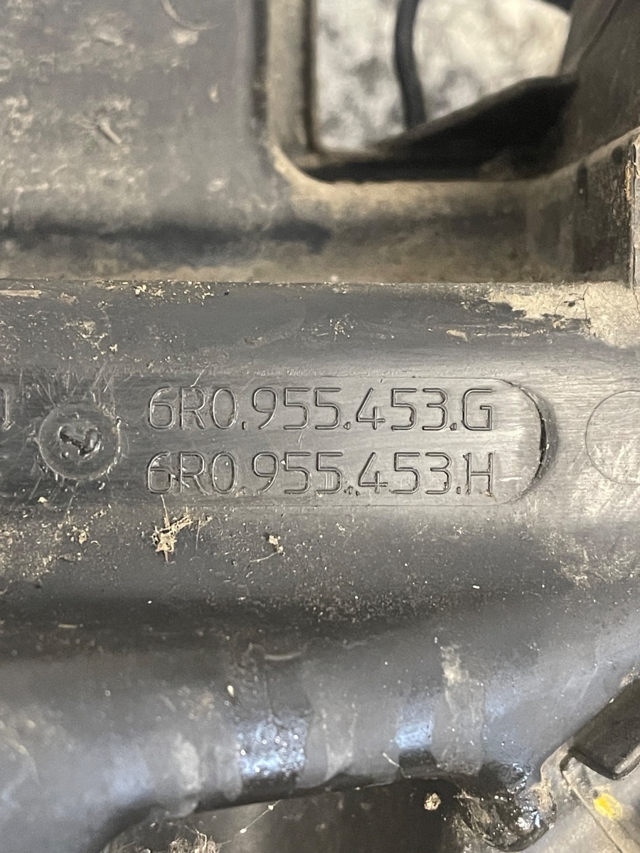 Vas/rezervor lichid de spalare parbriz SKODA FABIA III Estate NJ5 2014 - > 1.0 TSI CHZB, DKLD 6R0955453G – foto 2
