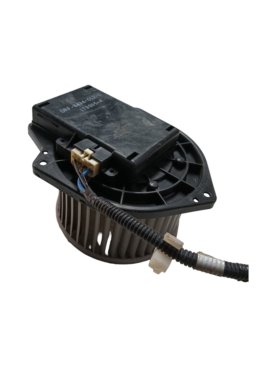 Ventilator aeroterma MITSUBISHI OUTLANDER I CU_W 2001 - 2008 2.0 4G63 (DOHC 16V) – foto 2